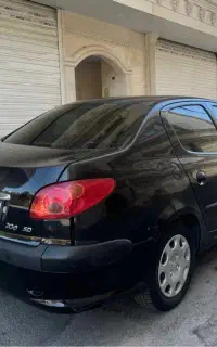 ۲۰۶ صندوقدار