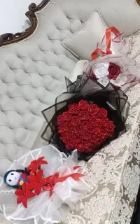 گل مصنوعی روبانی
