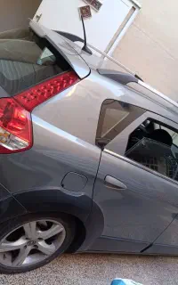 اچ سی کراس ۹۷ کم کارکرد بدون مشابه