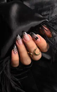 تحفیف ویژه آموزش تخصصی و صفر تا صد کاشت ناخن