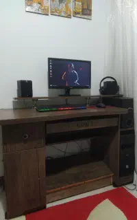 میز کامپیوتر