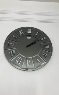 ساعت دیواری