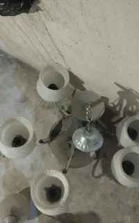 لوستر فروشی