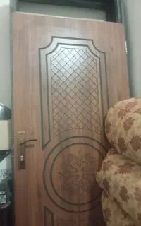 سه عدد در اتاق خواب