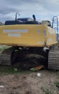 بیل مکانیکی نیوهلند 305 مدل 2012