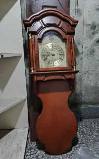 ساعت دیواری