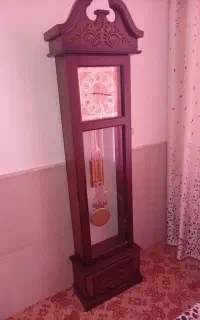 جاکفشی میزتلوزیون ساعت