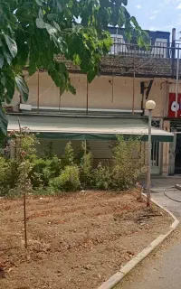 مغازه ۴۰ متری کف + ۵۷ متر زیرزمین مناسب هر شغلی