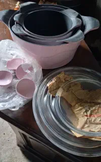 سرویس هشت پارچه قابلمه گرانیتی