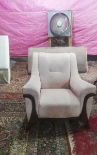 تعمیرات تخصصی انواع مبلمان (سلطنتی، راحتی و اداری