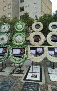 کرایه انواع تاج گل ترحیم 3طبقه تابلو سایبان صندل