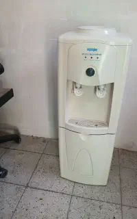 آب سردکن یخچالدار