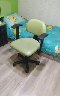 فروش وسایل اتاق خواب به دلیل مهاجرت