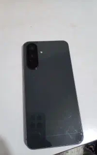 a56 درحد نو ۸ رام و ۲۵۶ حافظه همراه با آداپتور اصل