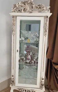 ویترین چوبی