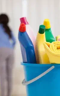 به یک خانم جهت آشپزی و نظافت نیازمندم