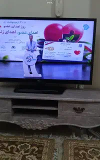 تلویزیون ال جی ۴۲ سالم