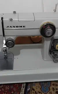 چرخ خیاطی ژانومه ۶۸۰