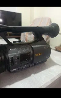 دوربین فیلمبرداری سونیpd175