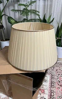 کلاهک آباژور کلاسیک کرم
