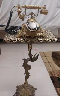 تلفن و پایه تلفن برنجی