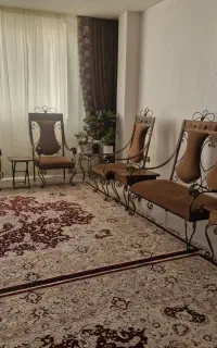 مبل فرفوژه کلاسیک ۸ نفره ومیز نهارخوری ۴ نفره گرد