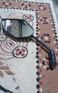یک عدد آینه بغله کلیک اصلی سمت چپ