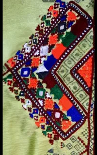 دوزنده ی کامل کار میخوام