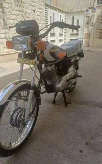 کلیک، ایروکس، واریو،هوندا ۱۲۵ رهرو مدل ۱۴۰۴