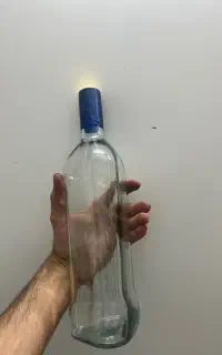 بطری شیشه ای