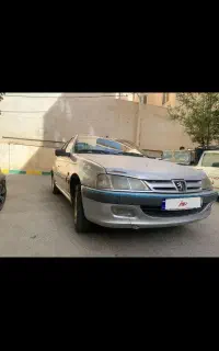 پژو پارس نقره ای