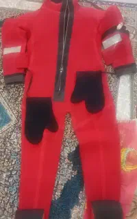 یک دست لباس اسکی امریکایی ضد حریق و ضد اب