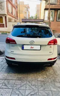 جک s5 سفید درحد 2000cc توربو بسیار تمیز