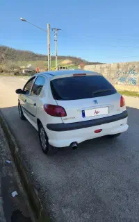 پژو۲۰۶ تیپ ۵ مدل ۹۵ ال رنگ بیمه ولاستیک فول