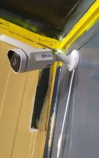 ۴عدد دوربین مداربسته