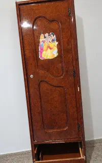 کمد  رخت اویز  چوبی