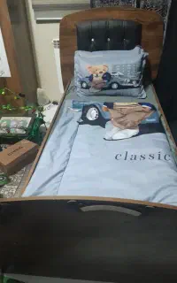 تخت و کمدو تشک