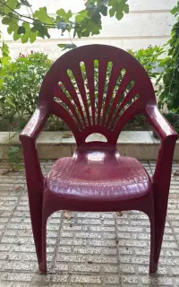 صندلی  خوش رنگ و راحت