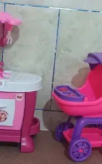 اسباب بازی کالسکه و اجاق گاز