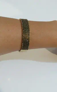 دستبند النگویی نگین مشکی سیاه قلم فقط ۷۰۰ تومن