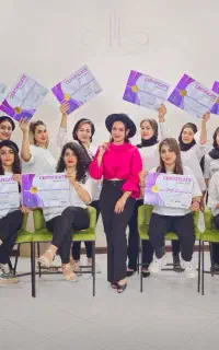 آموزش تضمینی کاشت ناخن و طراحی (صفر تا پیشرفته)