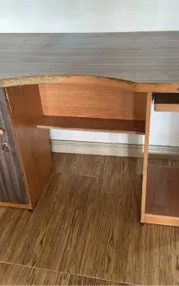 میز کامپیوتر