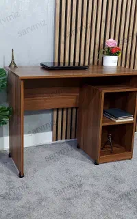 میز تحریر با طراحی مدرن در ابعاد 100 در 50