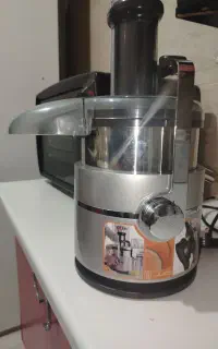 آبمیوه گیری مورفی ریچاردز اصلی در حد