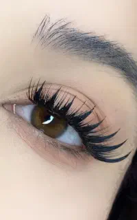 کاشت مژه