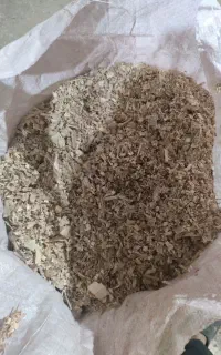 خاک اره . پوشال