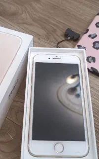 آیفون ۷ و باکس دوربین نیکون