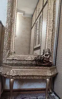 آینه و کنسول