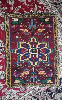 فرش پادری دستباف