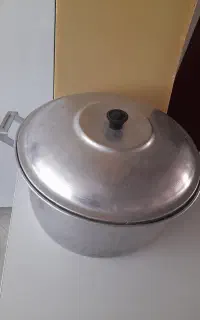 قابلمه روحی بزرگ جنس قدیمی
